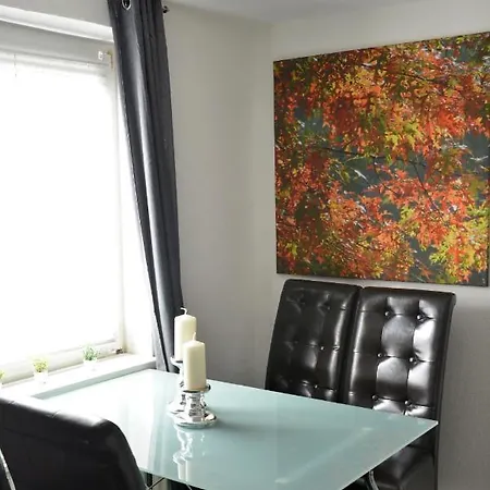 아파트 Steuerbord